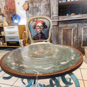 Table ronde en lave émaillée